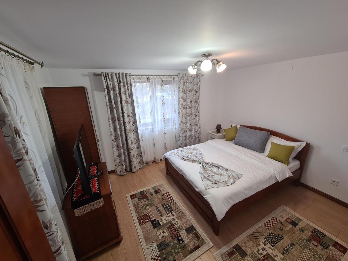Casa Hera Călimăneşti 외부 사진