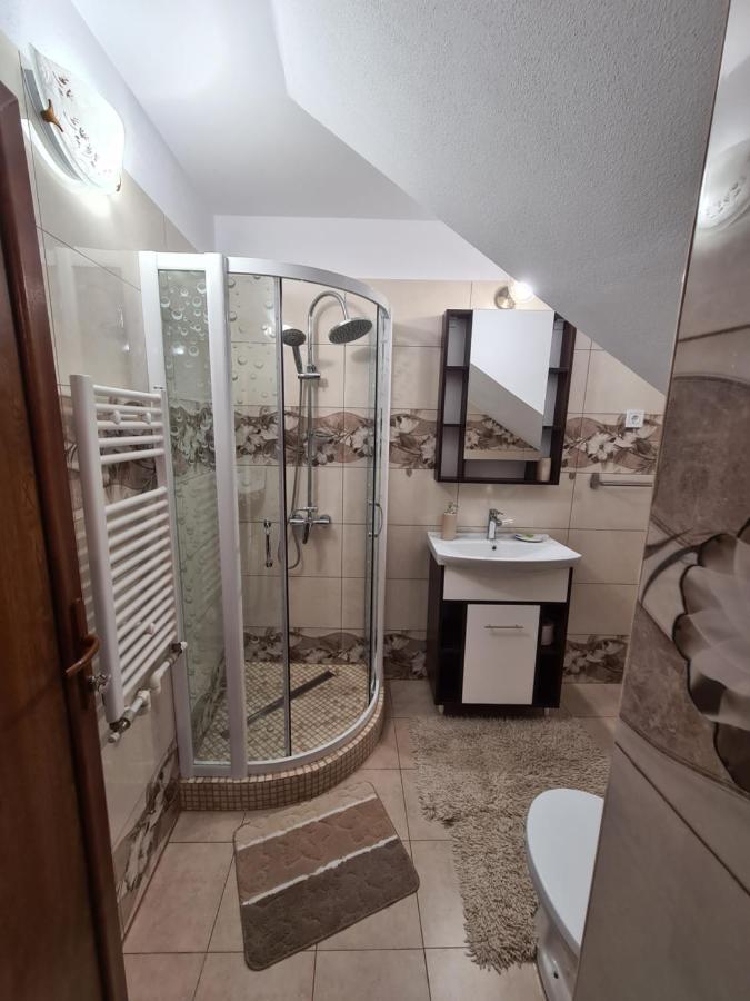 Casa Hera Călimăneşti 외부 사진